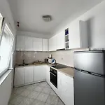 Apartment Lavaran