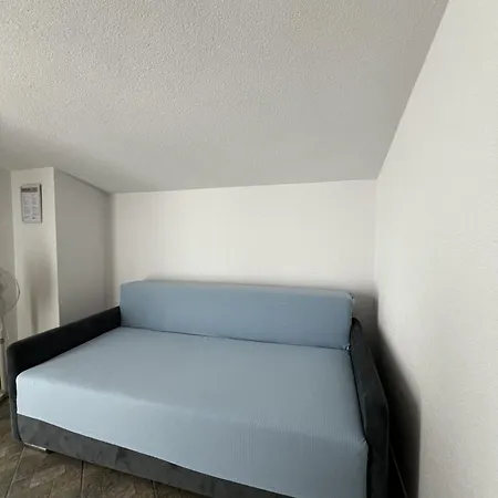 Apartment Lavaran