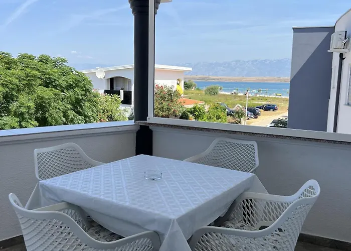 Appartement Lavaran *