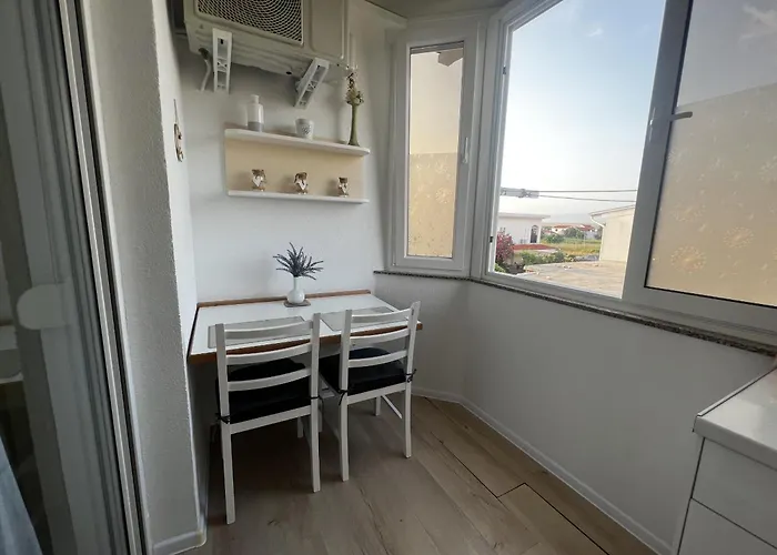 Lavaran Apartment Vir