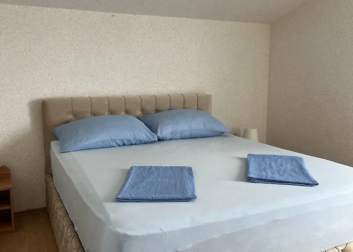 Lavaran Appartement Vir