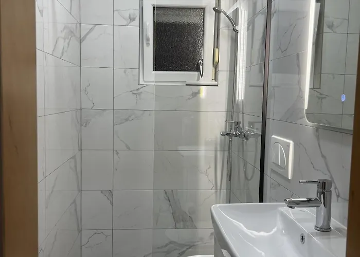Apartment Lavaran *