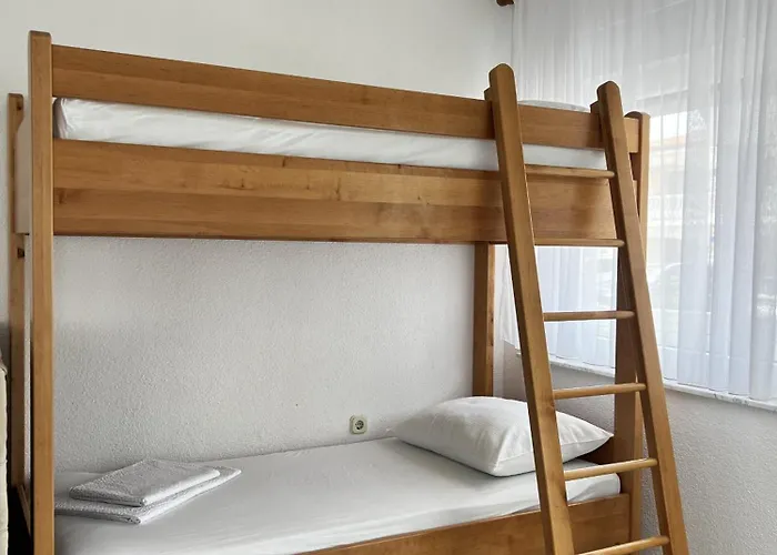 Apartamento Lavaran Vir