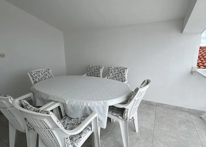 Lavaran Apartment