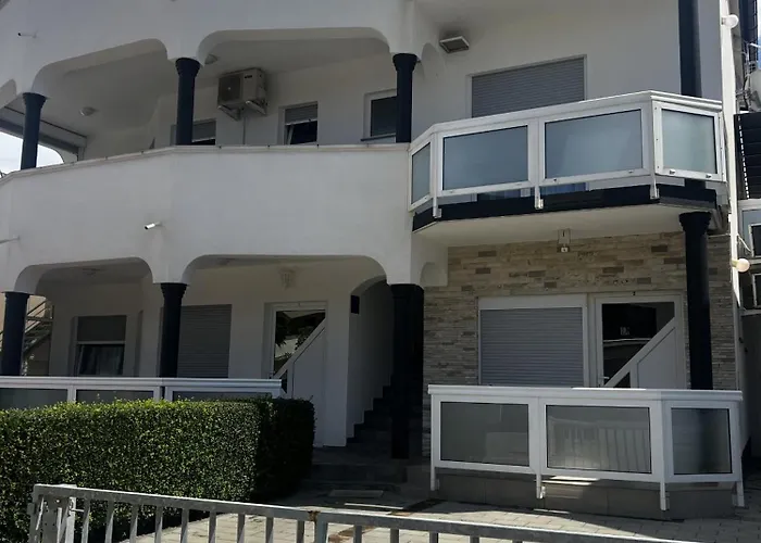 Lavaran Apartment *